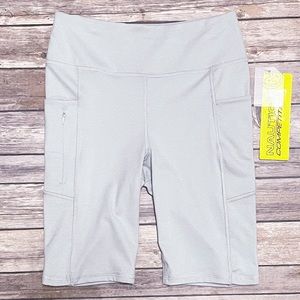 Nautica Light Grey Biker Shorts NWT Small UV Protection Moisture Wicking Pocket